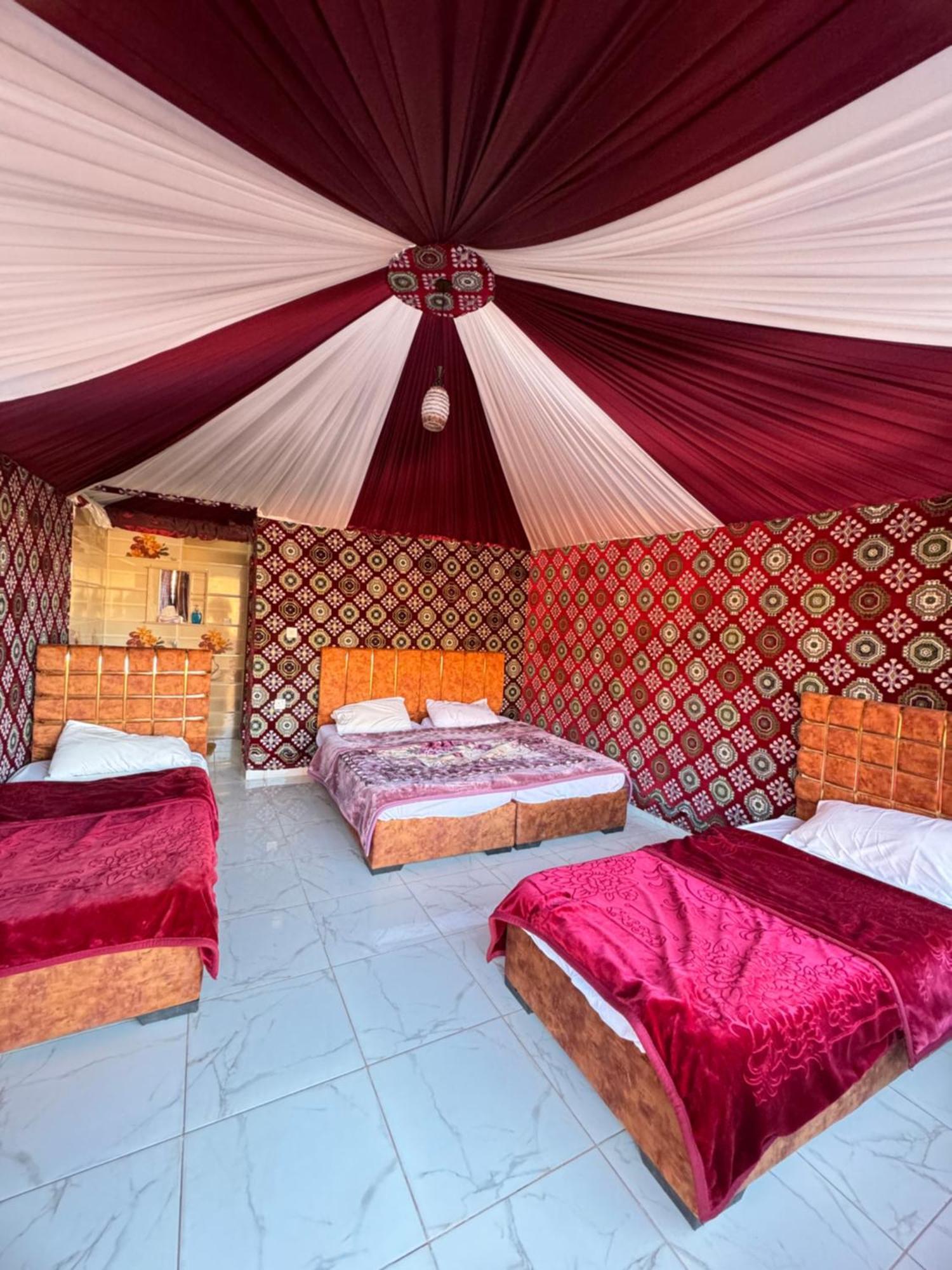 Wadi Rum Bubble Camp & Tour المظهر الخارجي الصورة