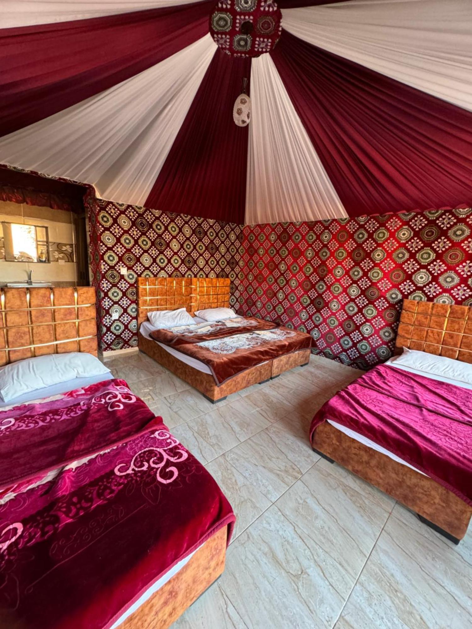 Wadi Rum Bubble Camp & Tour المظهر الخارجي الصورة