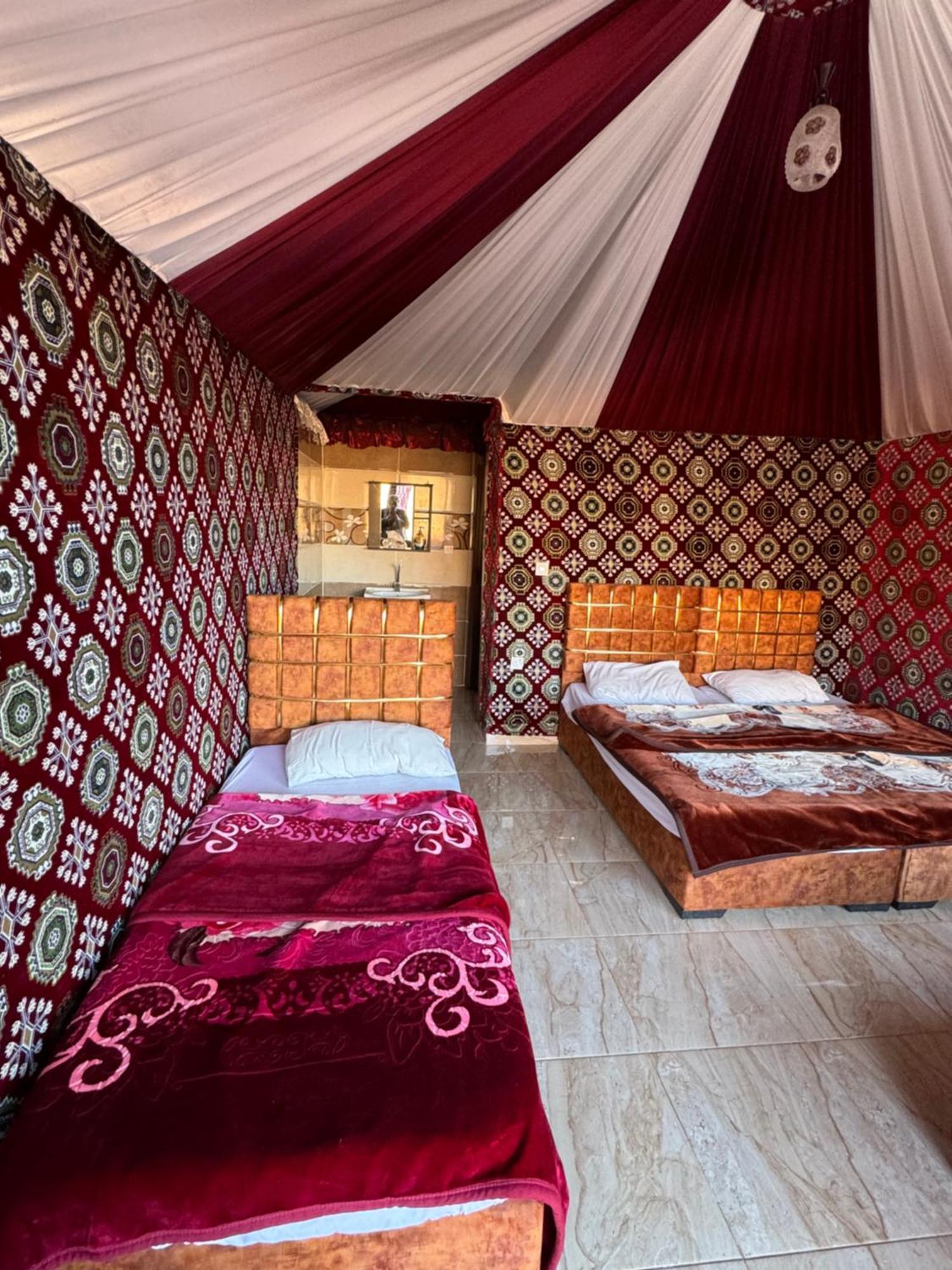 Wadi Rum Bubble Camp & Tour المظهر الخارجي الصورة