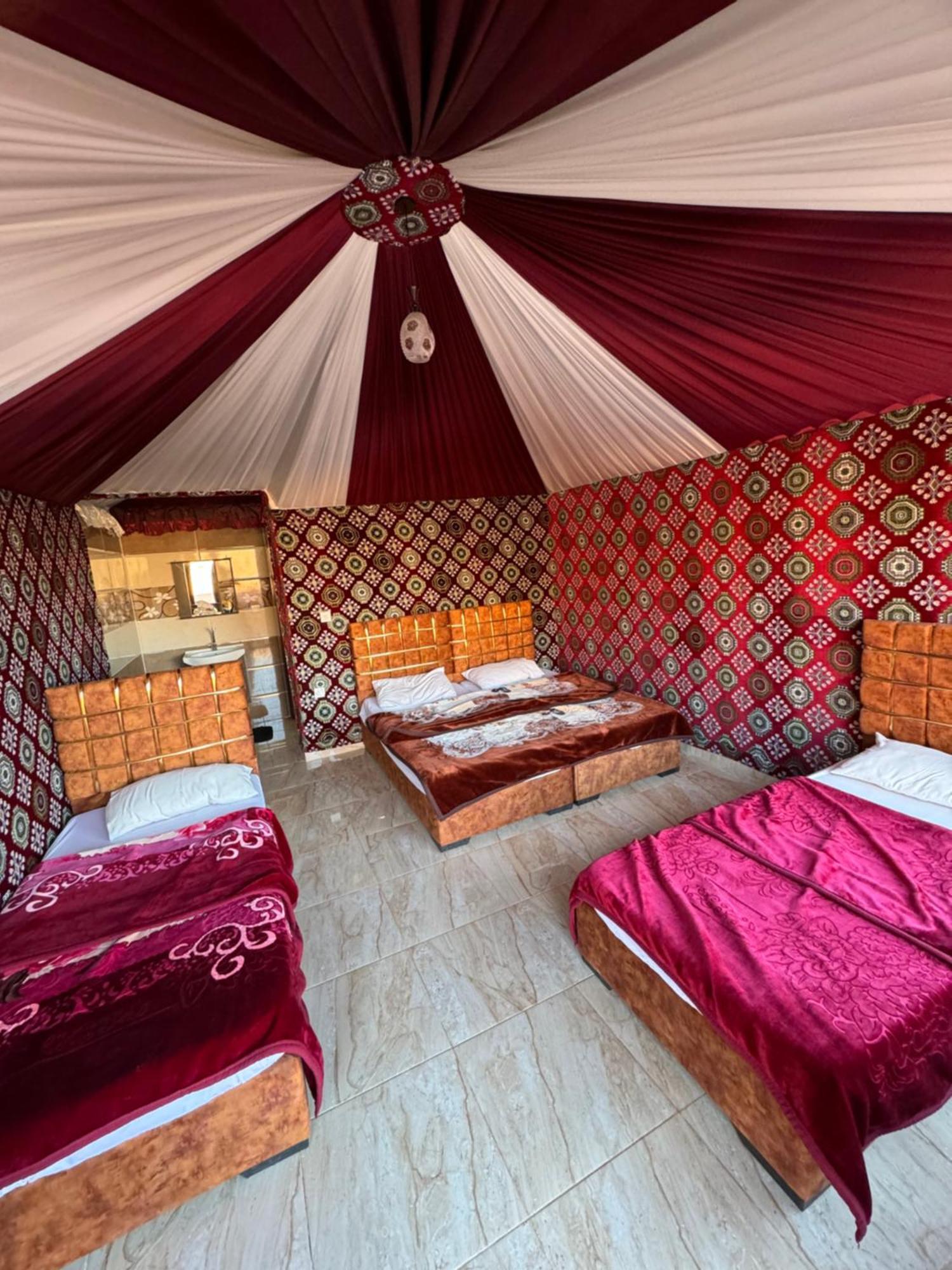 Wadi Rum Bubble Camp & Tour المظهر الخارجي الصورة