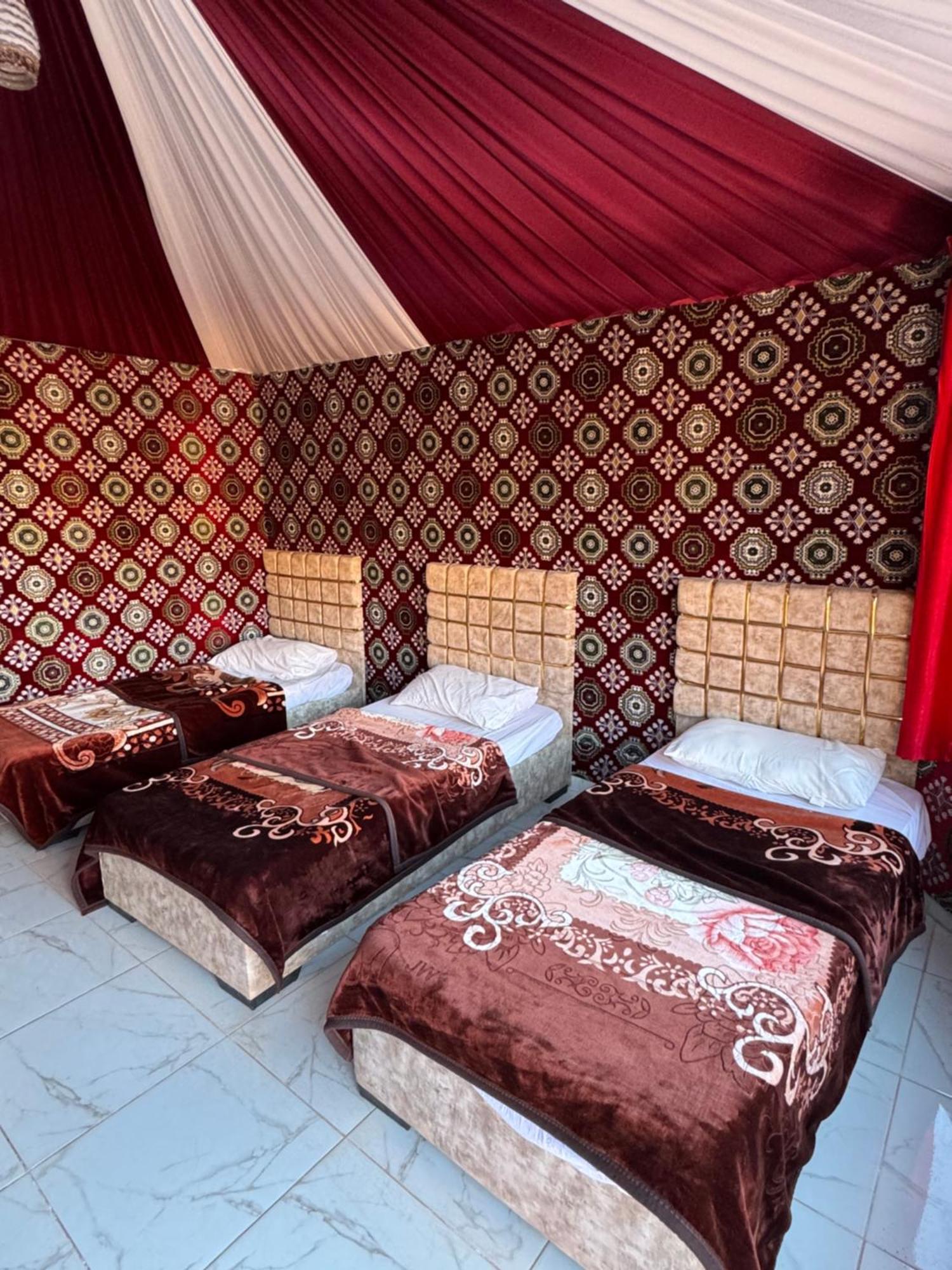 Wadi Rum Bubble Camp & Tour المظهر الخارجي الصورة