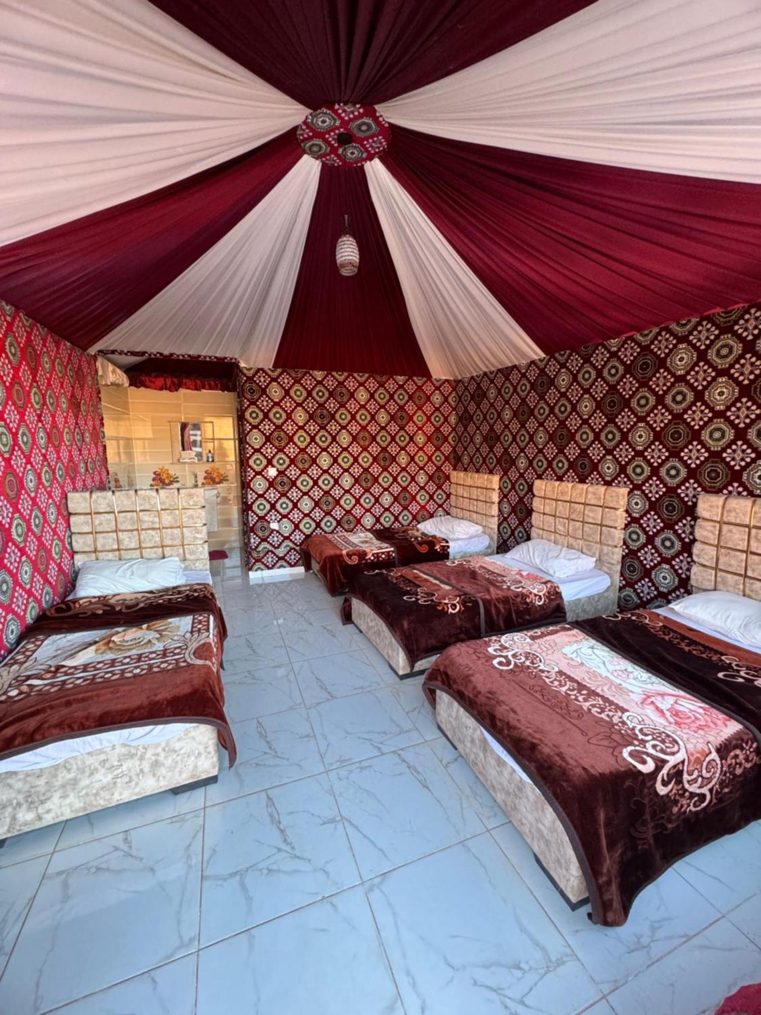 Wadi Rum Bubble Camp & Tour المظهر الخارجي الصورة
