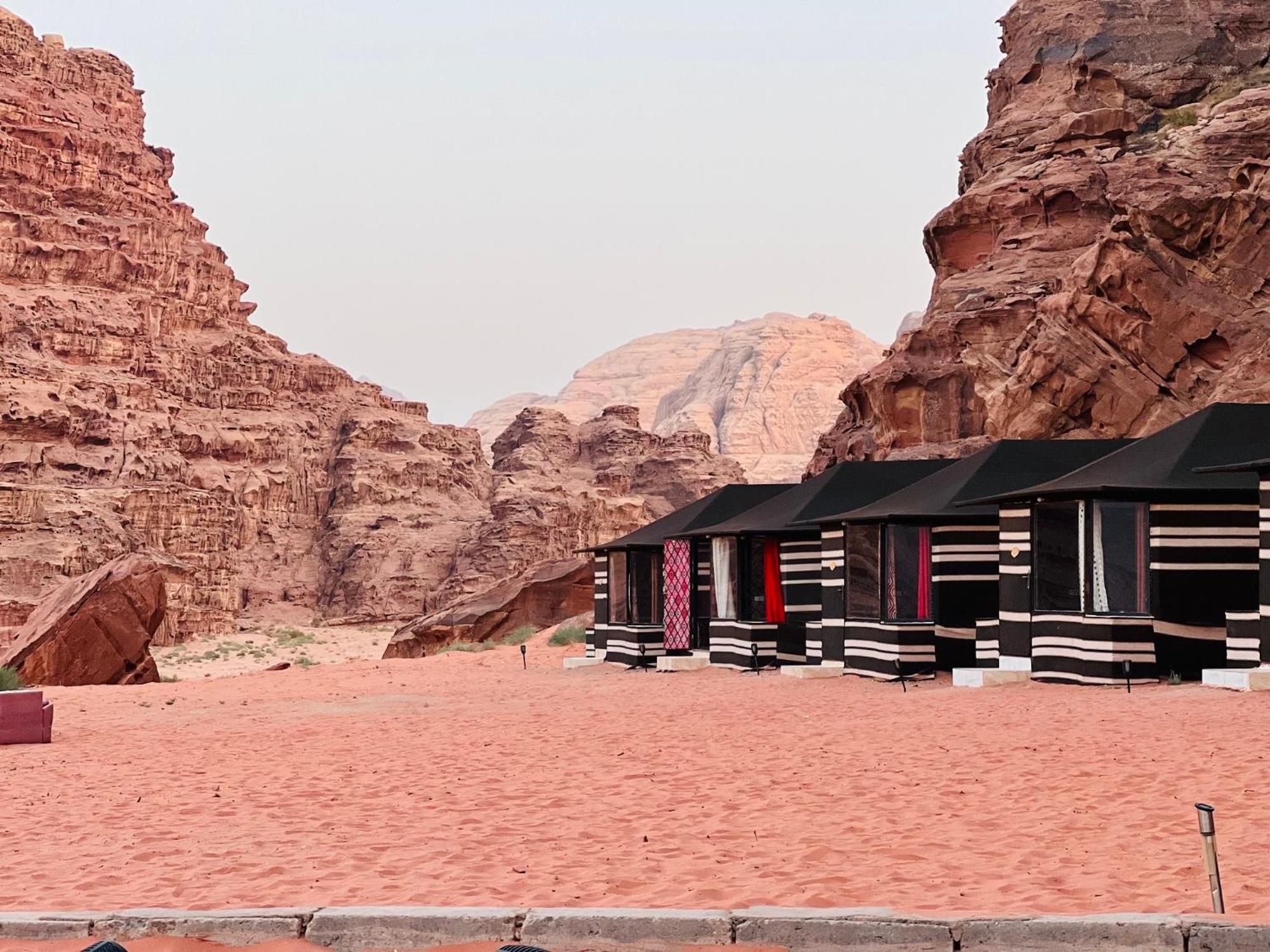 Wadi Rum Bubble Camp & Tour المظهر الخارجي الصورة