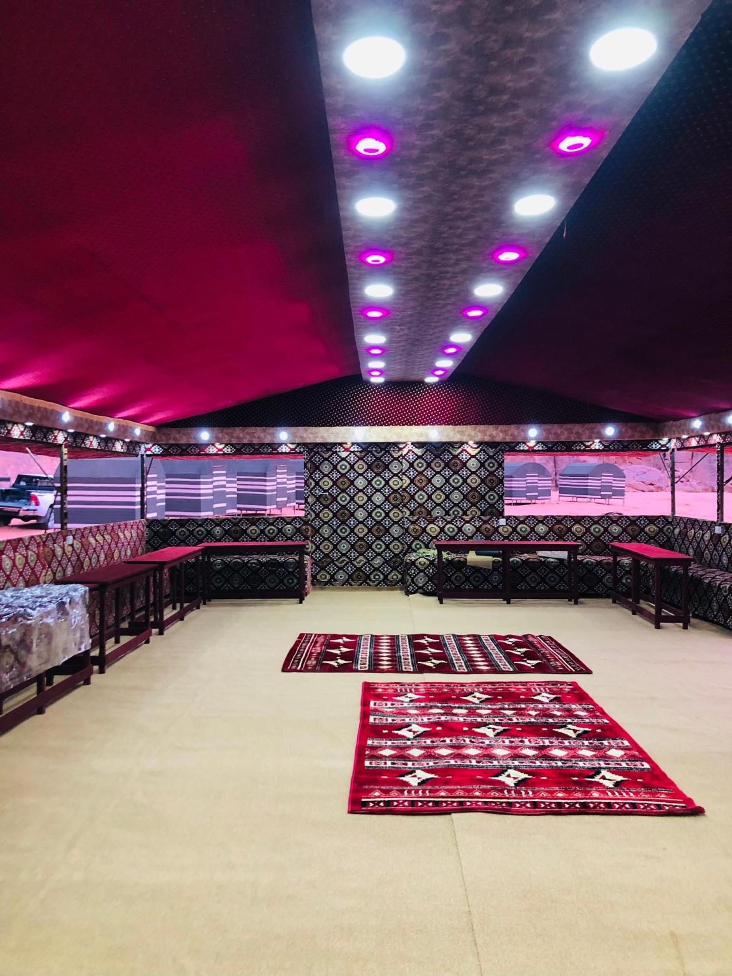 Wadi Rum Bubble Camp & Tour المظهر الخارجي الصورة