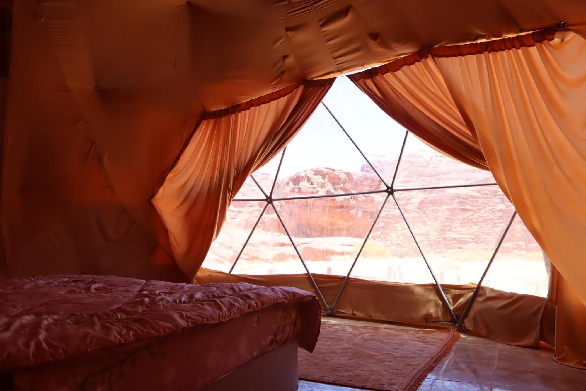 Wadi Rum Bubble Camp & Tour المظهر الخارجي الصورة