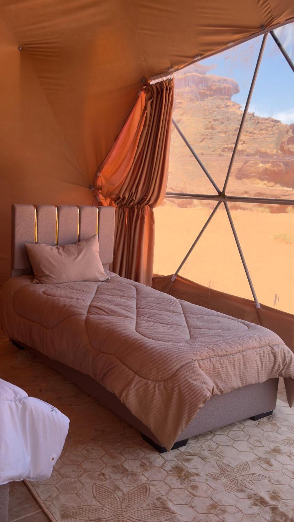 Wadi Rum Bubble Camp & Tour المظهر الخارجي الصورة