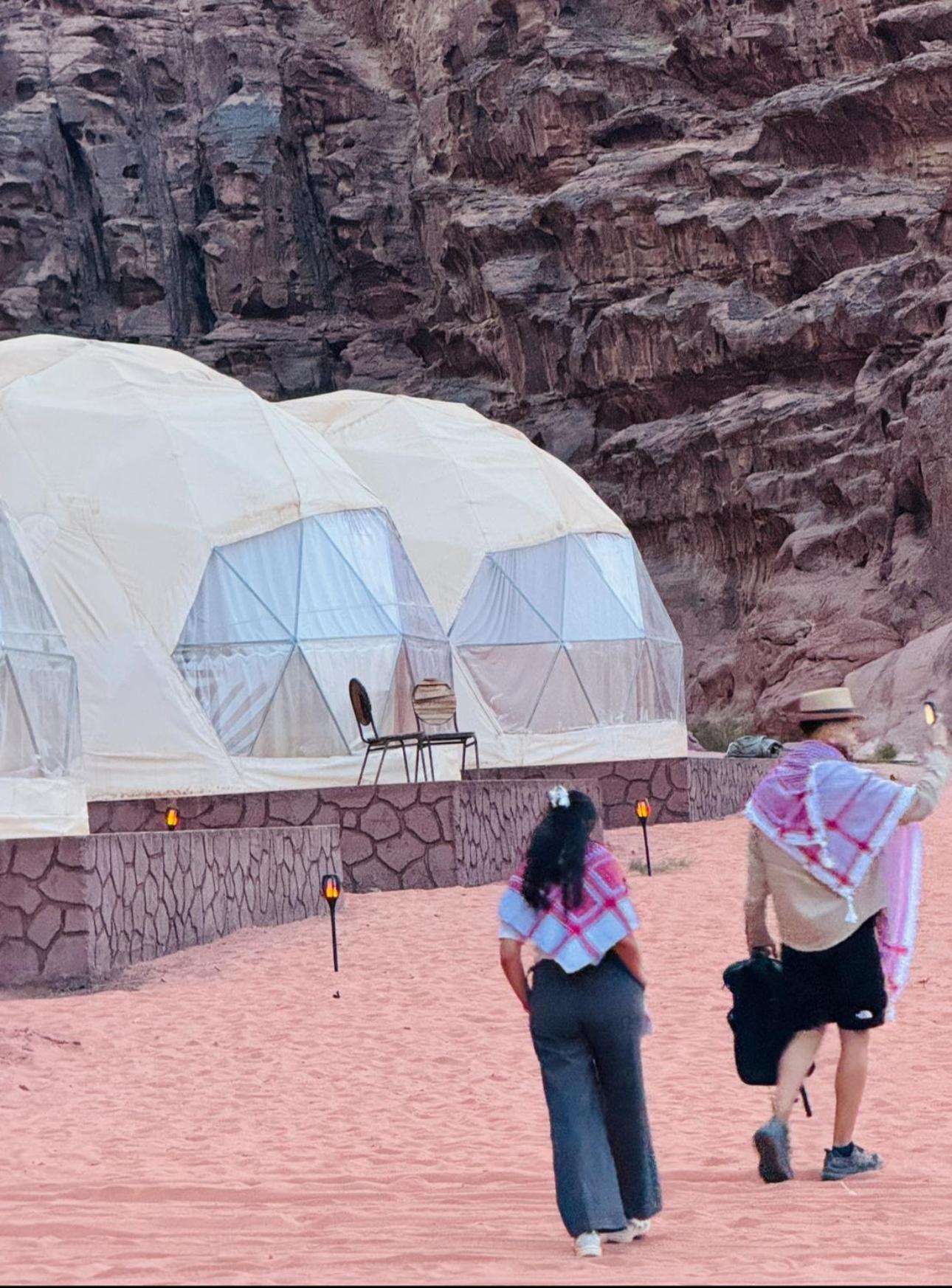 Wadi Rum Bubble Camp & Tour المظهر الخارجي الصورة